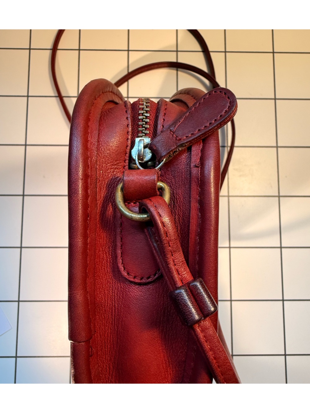 Vintage Coach 9017 Abbie Zip crossbody bag red leather 1997 - project bag - Picture 11 of 16